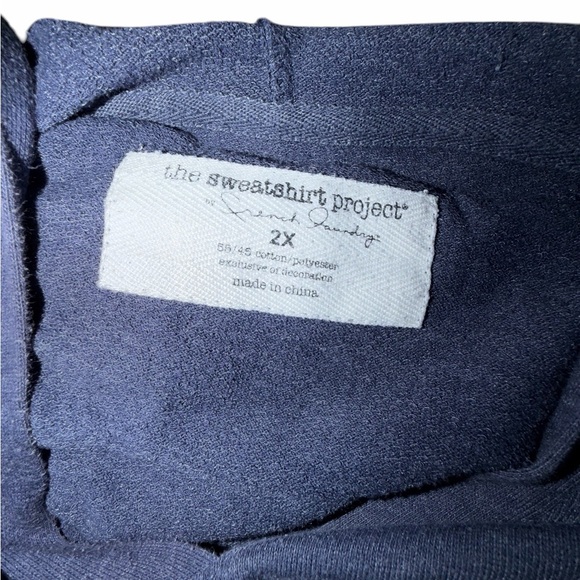 Elegant Navy Blue Women's Sweatshirt - Picture 3 of 3